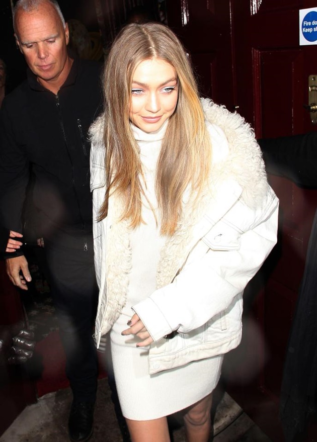 Ngoài ra, Gigi Hadid - người mẫu nổi tiếng của Mỹ cũng có mặt tại cuộc vui của Neymar.