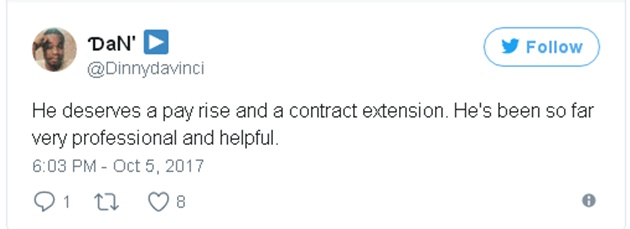 Anh ấy xứng đáng với một bản hợp đồng dài hạn. Anh ấy rất chuyên nghiệp và hữu ích với đội bóng.