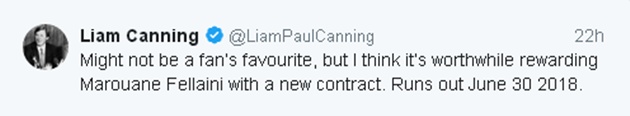 Có thể nhiều CĐV không thích anh nhưng tôi nghĩ Fellaini nên có một bản hợp đồng mới. Hợp đồng cũ sẽ đáo hạn vào tháng Bảy năm sau.