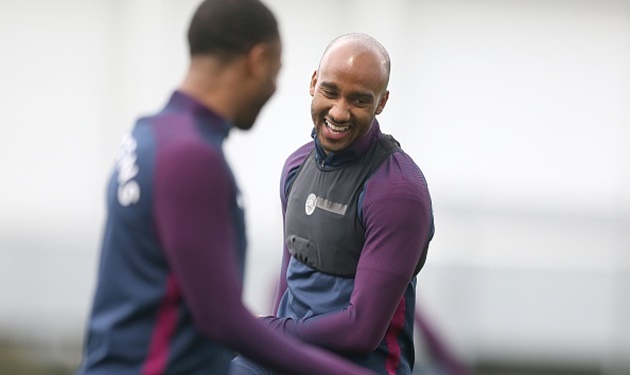 Delph đang chơi khá tốt từ Pep trao cơ hội.