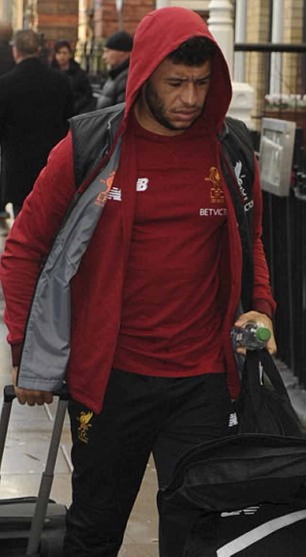 Từ khi chuyển sang Liverpool, Chamberlain vẫn chưa thể có được vị trí chính thức.