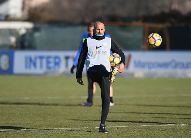 Thử thách khắc nghiệt nhất cho Spalletti là "trói chân" các trụ cột trong mùa Đông. Perisic, Icardi đều đang được những đội bóng lớn theo đuổi sát sao.