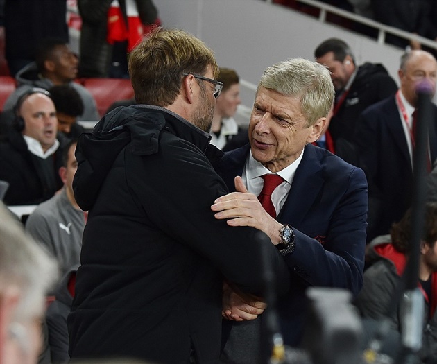 Cầm chân nhau 3-3, cả Liverpool và Arsenal đều thất thế trong cuộc đua top 4.