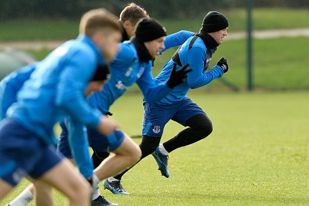 Viện binh khủng trở lại, Everton quyết