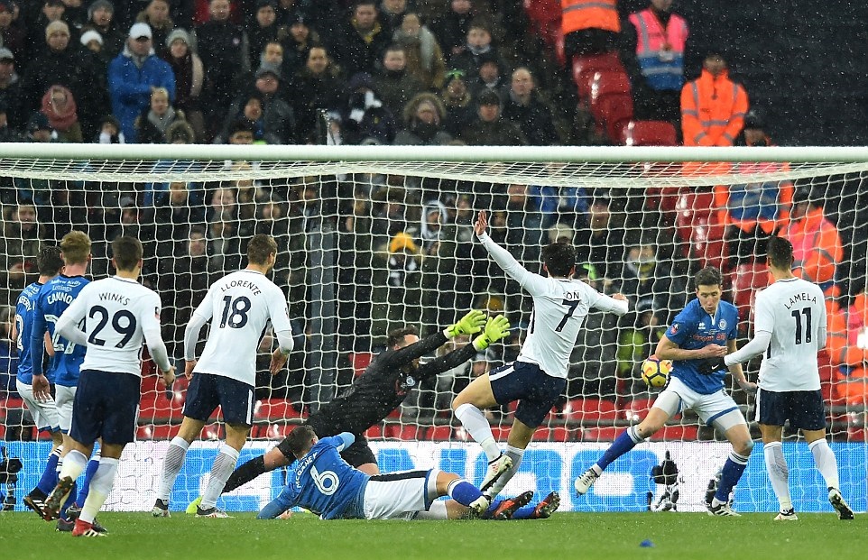 Đại thắng nhược tiểu, Tottenham ghi danh vào tứ kết FA Cup - Bóng Đá