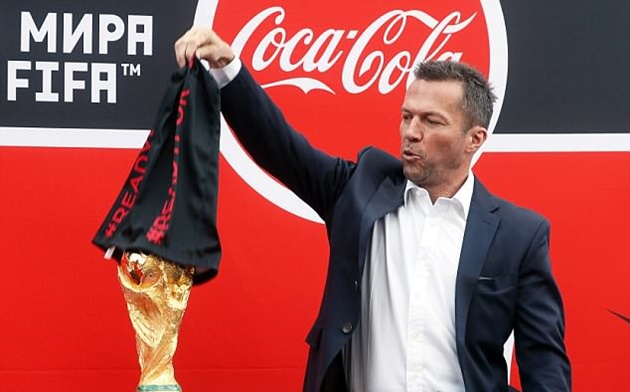 Cúp vàng chính thức đáp xuống Moscow, World Cup chỉ còn đếm bằng ngày - Bóng Đá