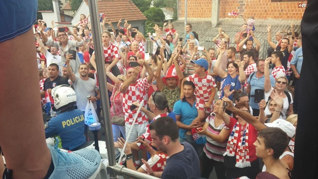 10% dân số Croatia xuống đường chào đón đội tuyển về nhà - Bóng Đá