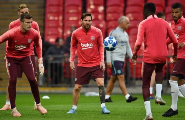 Messi phát tướng đáng kinh ngạc trong ngày đặt chân đến Wembley - Bóng Đá