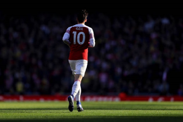 Sự trở lại Ozil là rất cần thiết với Pháo thủ thời điểm này.