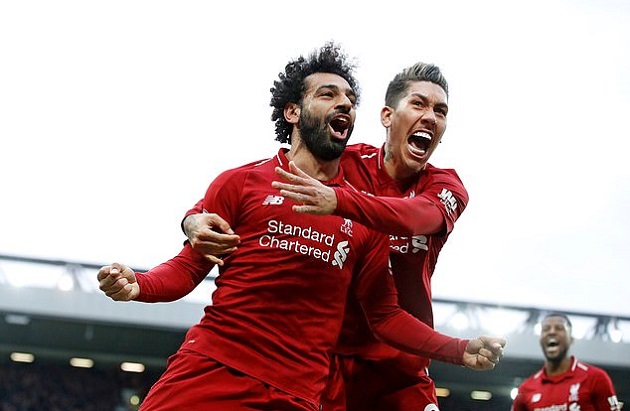 Sau vòng 32 Premier League: Liverpool thở phào vì Gà trống