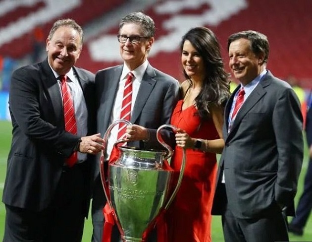 Liverpool mang cúp về nhà - Bóng Đá