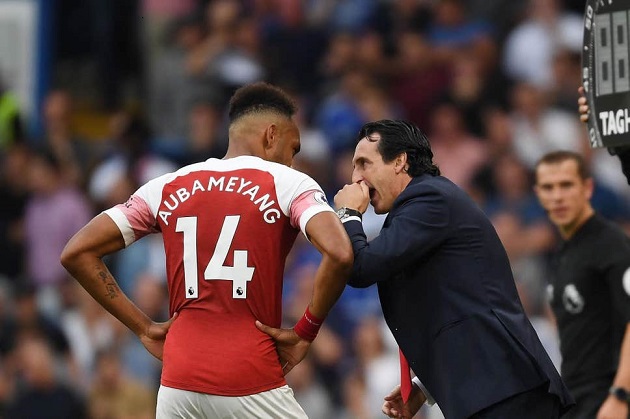 Chuyển động Arsenal: Aubameyang xem thầy như