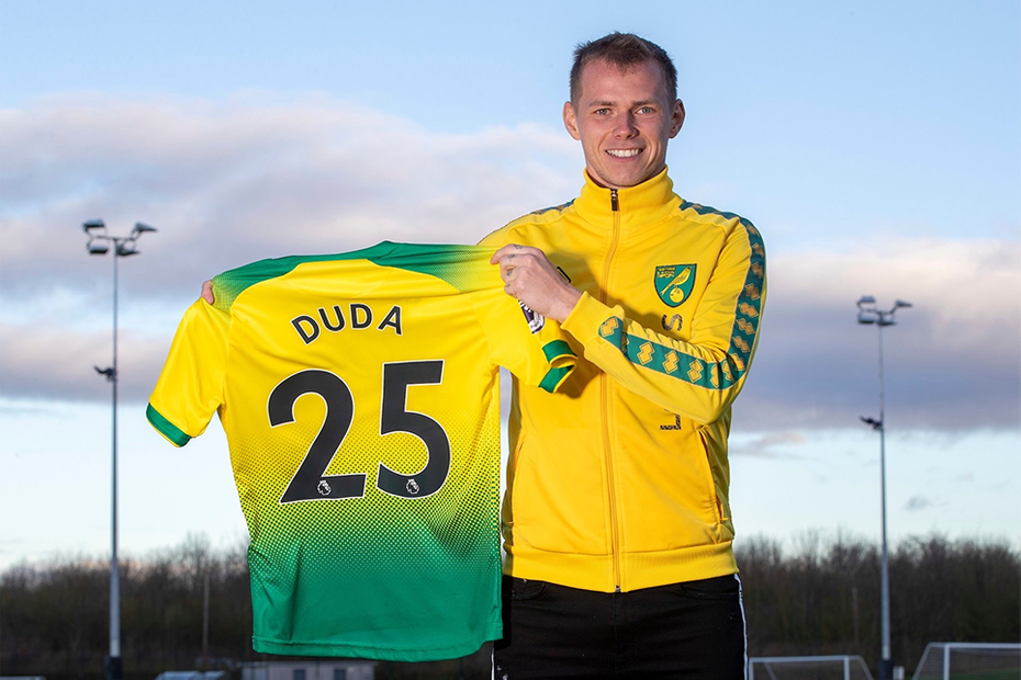 Thương vụ đầu tiên của Norwich.