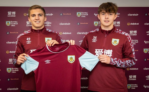 Burnley signed man utd young duo - Bóng Đá