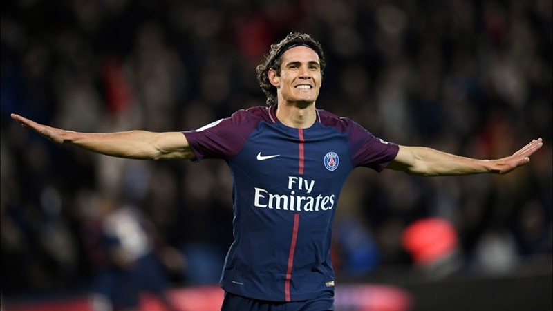 Phương án đổi Cavani lấy Dzeko của PSG đang bất thành.