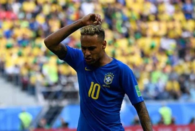 Neymar bị tước băng thủ quân: Một bất ngờ hợp lý! - Bóng Đá