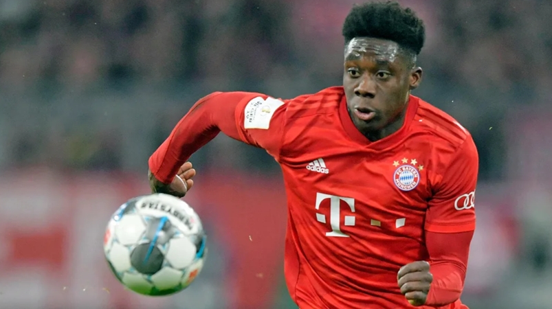 “Alphonso Davies can become one of the best left-backs in the world