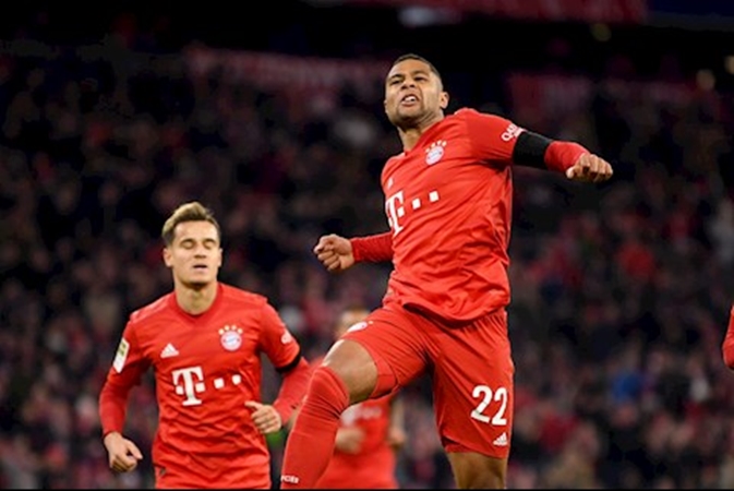 Neuer sai lầm khiến Bayern thủng lưới - Bóng Đá