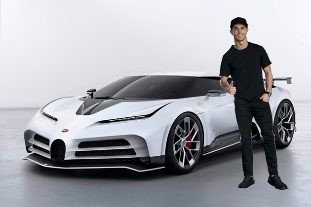 Cristiano Ronaldo’s Newest Toys Are a Bugatti Centodieci and a Yacht - Bóng Đá