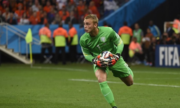 Jasper Cillessen là thủ thành chính của Hà Lan tại World Cup cách đây 6 năm. Sau giải đấu, anh có cơ hội chuyển đến Barcelona và trở thành người của Valencia vào lúc này.