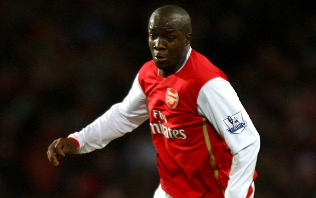 Liệu sẽ có bao nhiêu người nhớ Lassana Diarra từng thi đấu cho Arsenal? Dấu ấn của tiền vệ người Pháp để lại sau 13 trận thi đấu là rất ít.