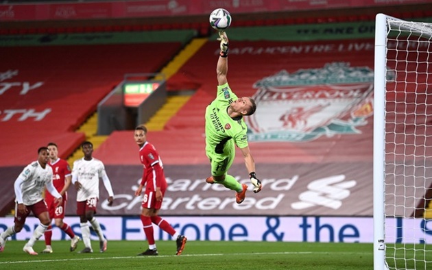 Leno xuất sắc trước Liverpool - Bóng Đá