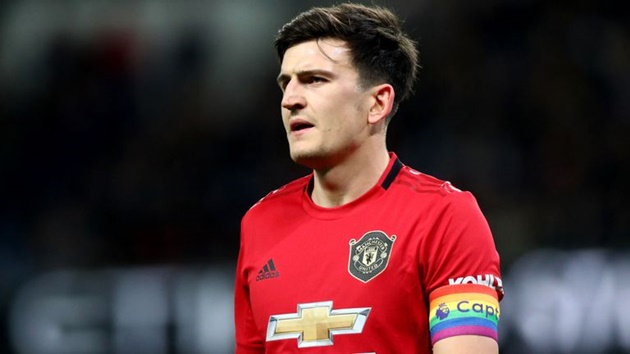 NHM Man Utd điên tiết, muốn tước băng đội trưởng của Maguire trao cho 1 cái tên - Bóng Đá