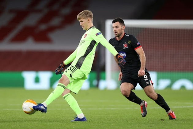 Arsenal fans rave about performance of Runar Runarsson against Dundalk - Bóng Đá