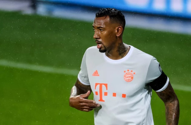 Boateng đang được Arsenal và Tottenham quan tâm.
