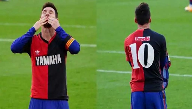 Messi tri ân Maradona - Bóng Đá