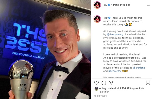 Lewandowski tự hào khoe giải thưởng THE BEST 2020.