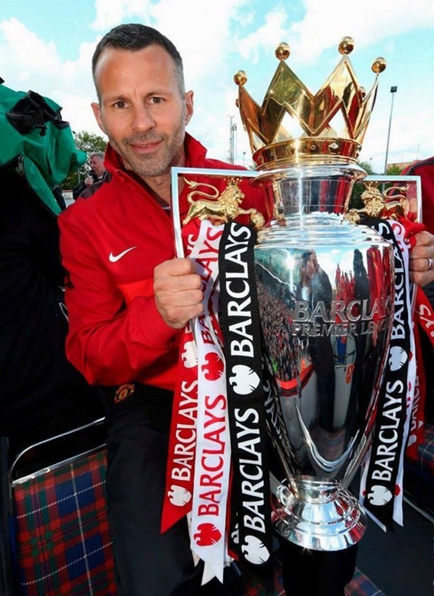 Trong suốt 29 năm gắn bó, Ryan Giggs có cùng Man United 13 lần chinh phục ngai vàng Premier League. Ảnh: Internet.