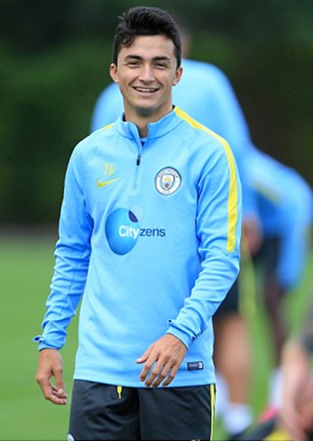 Hiện tại, quân số Man City thiếu rất nhiều do các cầu thủ trụ cột đang trong giai doạn nghỉ ngơi sau kì EURO và Copa America. Ảnh: Internet.