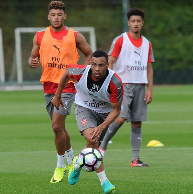 Dù vậy, vẫn không thiếu sự quyết tâm đến từ Francis Coquelin...