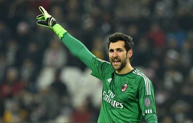 Diego Lopez sẽ là tân binh thứ 3 của Chelsea. Ảnh: Internet.