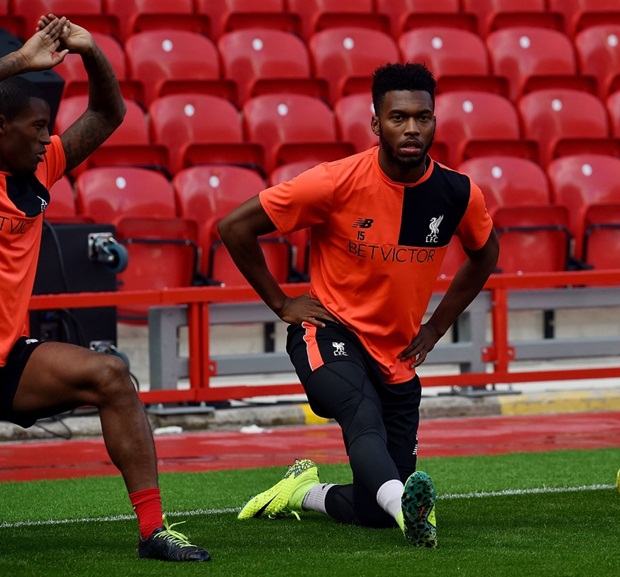 Daniel Sturridge vẫn chăm chỉ tập luyện với khao khát được ra sân.