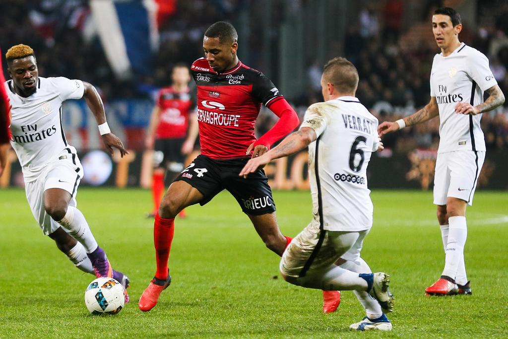 Guingamp có thắng lợi thuyết phục trước PSG.