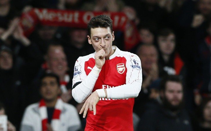 Oezil ngày càng hoàn thiện tại Arsenal.