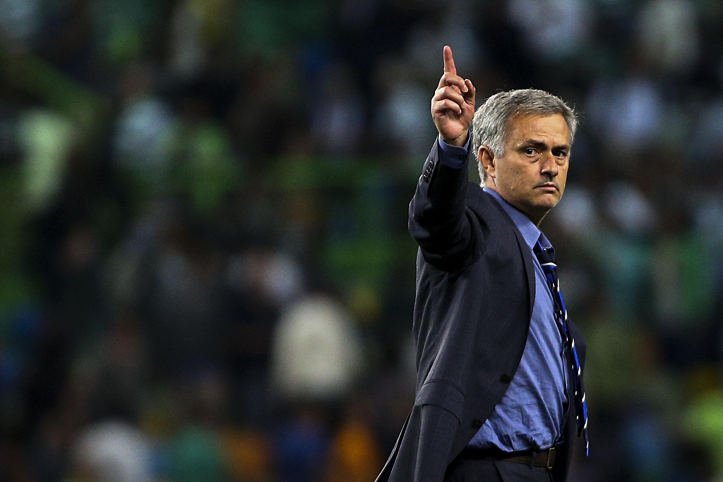 4. Jose Mourinho, Chelsea/Manchester United - Số trận: 230 - Thắng: 149 - Hoà: 50 - Thua: 31 - Tỉ lệ thắng: 64.8%
