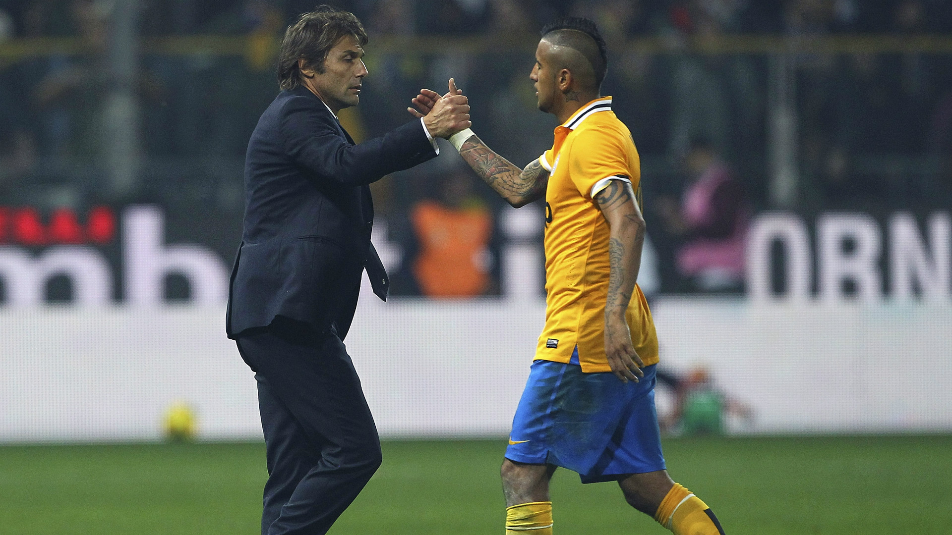 Vidal sẽ tái hợp Conte tại Chelsea? Ảnh: Goal.