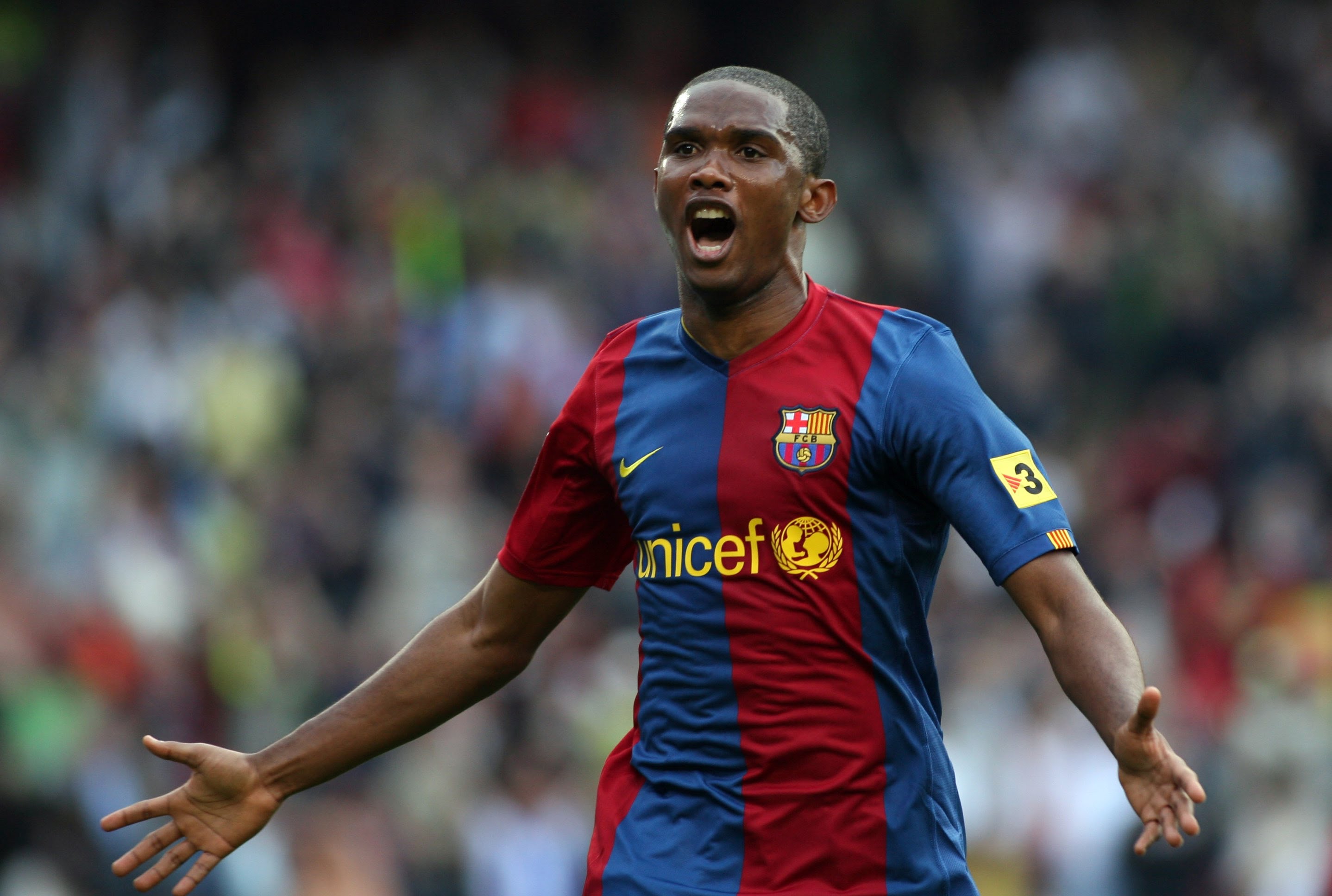Tiền đạo: Samuel Eto'o - Barcelona
