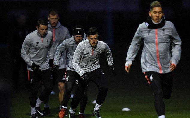 Sau 3 trận liên tiếp không biết mùi thắng lợi, Lữ đoàn đỏ rất quyết tâm "kéo sập" Old Trafford.