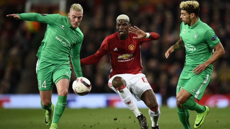 Còn ai "đen" như Pogba?