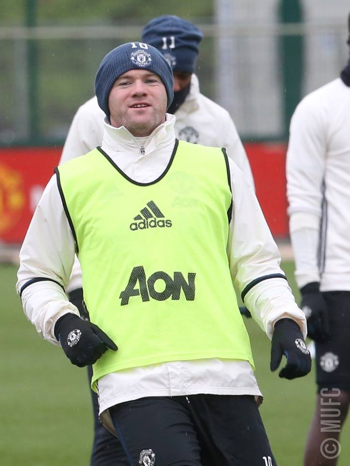 Wayne Rooney là tâm điểm của báo giới những ngày qua trước tin đồn trở lại đầu quân đội bóng cũ Everton.