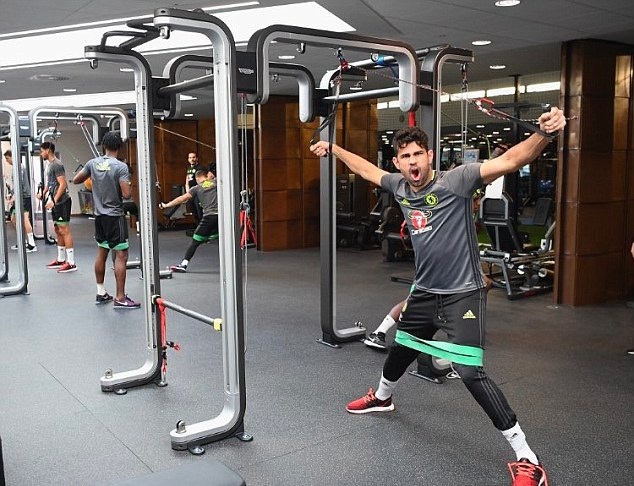 Tiền đạo người Tây Ban Nha luôn biết cách pha trò, đem lại tiếng cười cho đồng đội.