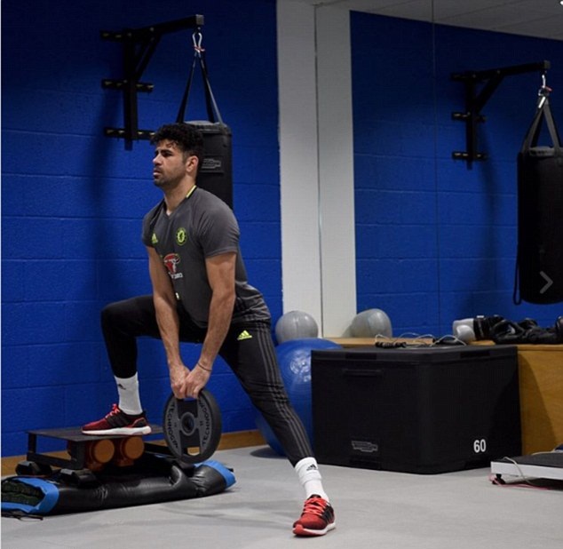 Diego Costa là niềm hy vọng số 1 trên hàng công The Blues mùa giải này.