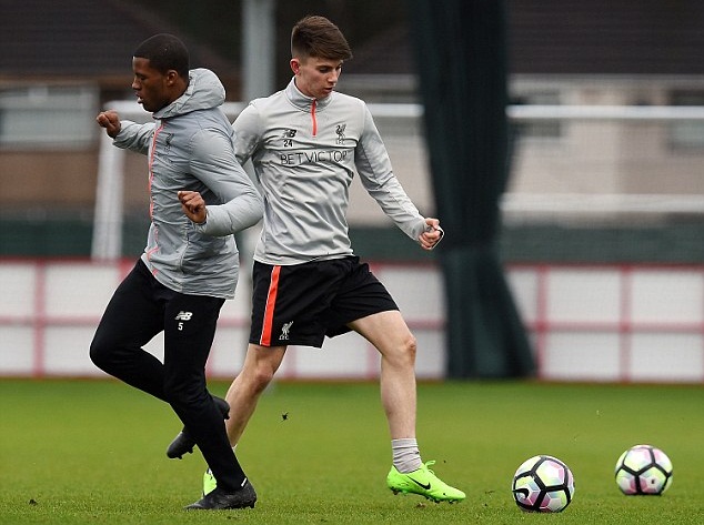 Tài năng trẻ Ben Woodburn có sự thăng tiến nhanh chóng. Cầu thủ này gây được nhiều ấn tượng với Klopp.