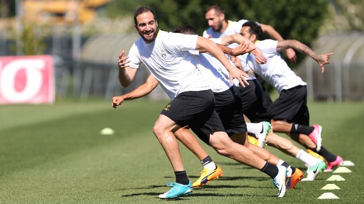 Higuain đã trút bỏ áp lực trong những trận cầu lớn.