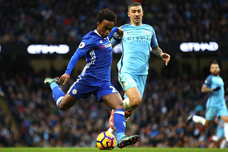 Willian: 7 - Willian bị Pedro lấy đi suất đá chính vì không còn duy trì phong độ cao như mùa giải trước. Dù vậy, tương tự Fabregas, mỗi khi vào sân Willian đều tỏ ra đặc biệt nguy hiểm. Willian đá chính 13 lần và ghi 7 bàn.