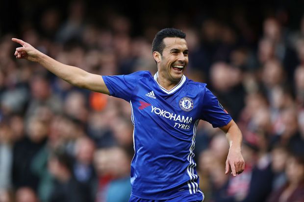 Pedro: 8 - Tiền đạo người TBN hồi sinh nhờ sơ đồ 3-4-3 của Conte. Pedro hoạt động năng nổ bên cánh phải Chelsea. Mùa này, Pedro đá chính đến 26 lần và ghi được 8 bàn.
